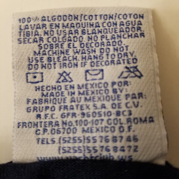 Bahamas Atlantis Paradise Island Yacht Club Blue "Bite me" Shark Jaws Tshirt S! - Picture 3 of 10